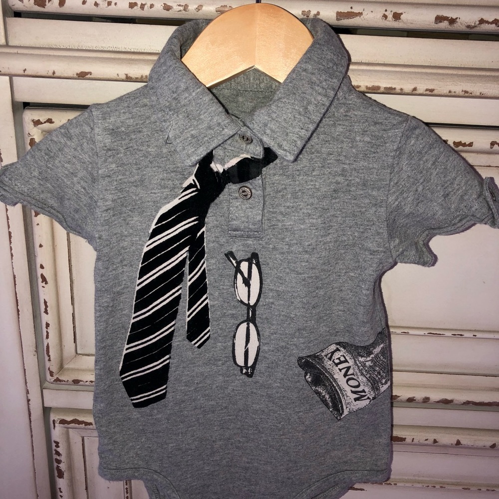 Wall Street onesie 9 months